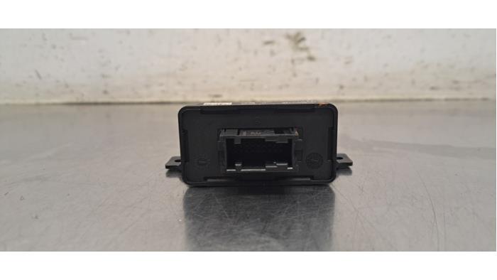 Ordinateur éclairage Peugeot 2008
