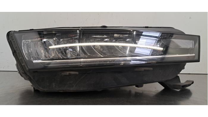Phare droit Skoda Octavia