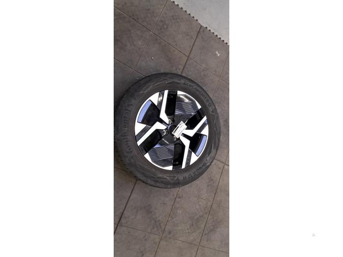 Jante + pneumatique Peugeot 2008