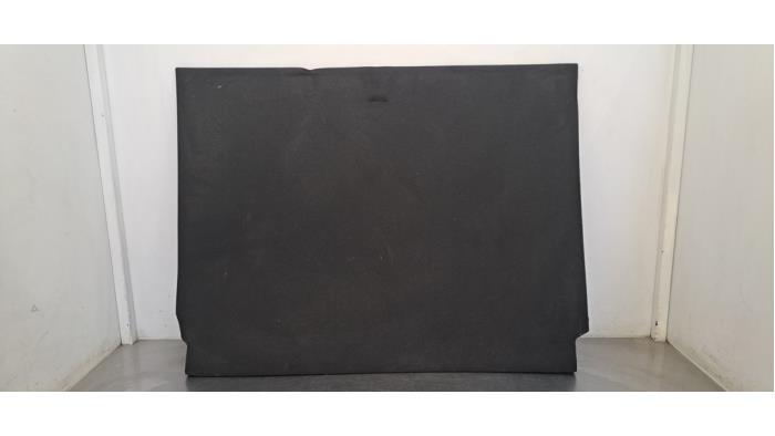 Coffre tapis Peugeot 2008