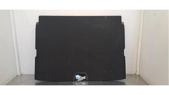 Coffre tapis Peugeot 2008