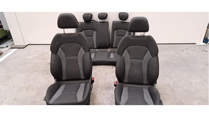 Kit revêtement (complet) Audi A1