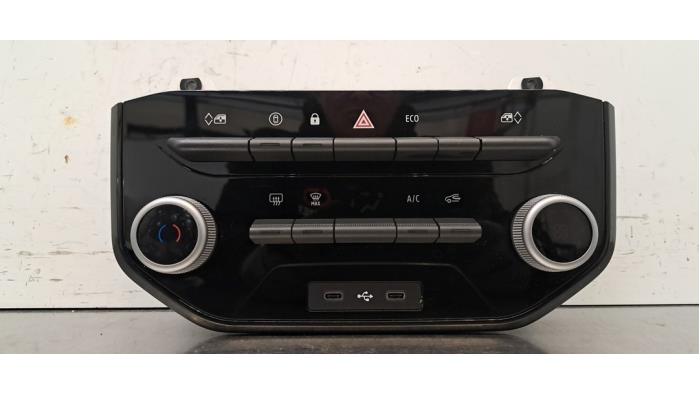 Panneau de commande clim Dacia Spring