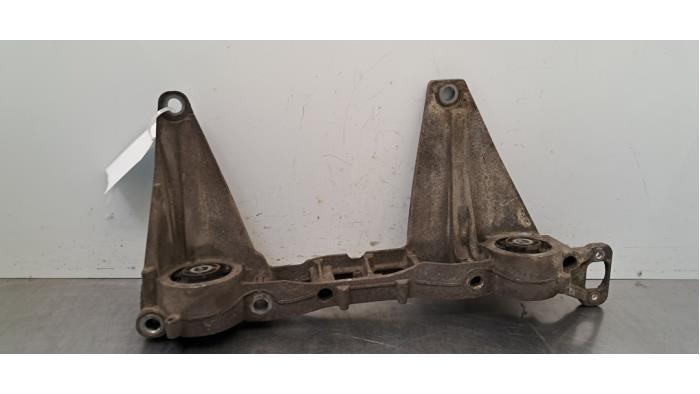 Support (divers) Mercedes Vito