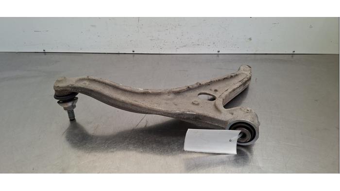Bras de suspension avant gauche Mercedes GLB-Klasse