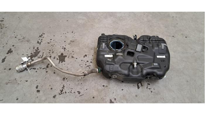 Réservoir de carburant Mercedes GLB-Klasse