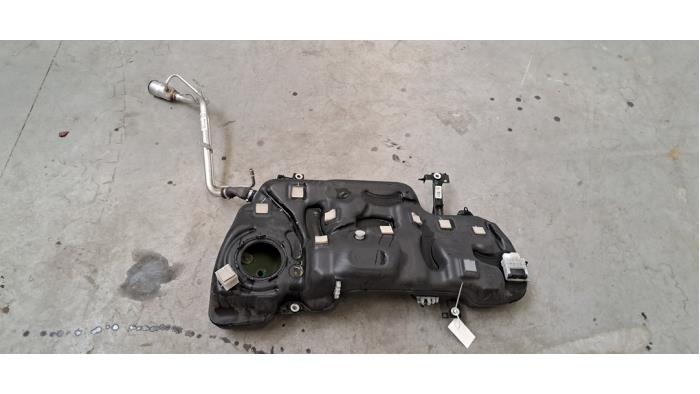 Réservoir de carburant Volvo XC40