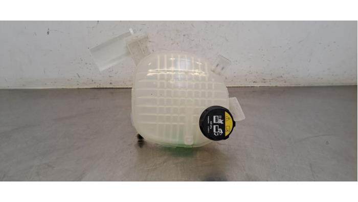 Réservoir d'expansion Volvo XC40