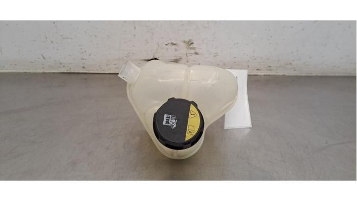 Réservoir d'expansion Volvo XC40