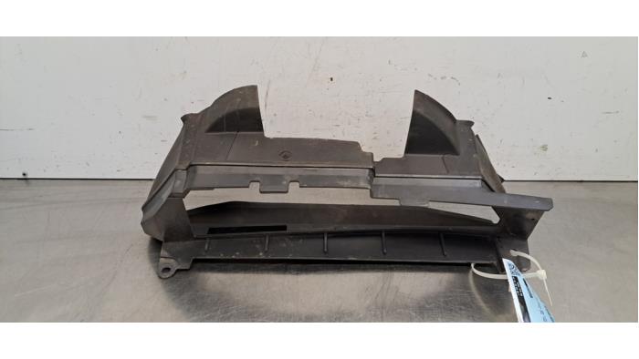 Guidage d'air Nissan Micra
