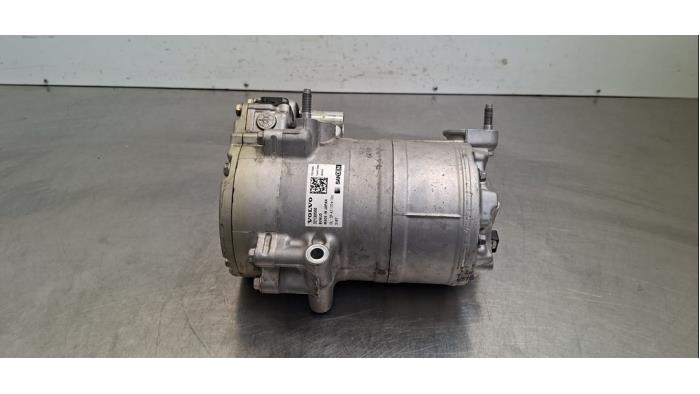 Pompe clim Volvo XC40