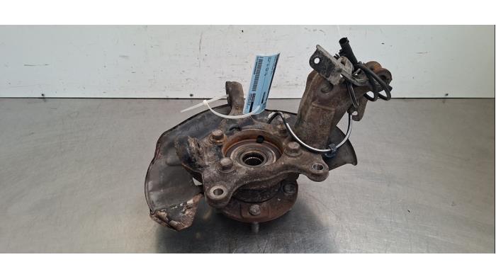 Joint avant gauche Toyota Avensis