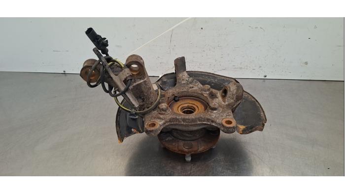 Joint avant droit Toyota Avensis