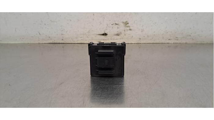 Module verrouillage central des portes Nissan Micra