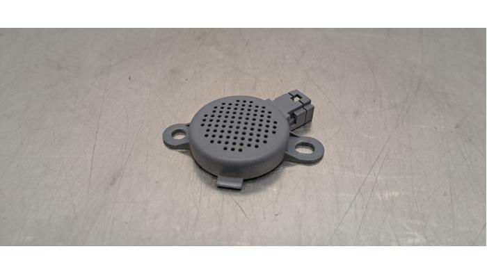 Haut-parleur Nissan Micra