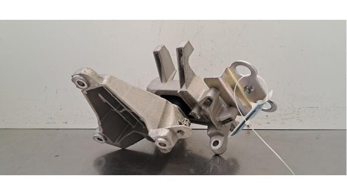 Support moteur Nissan Micra