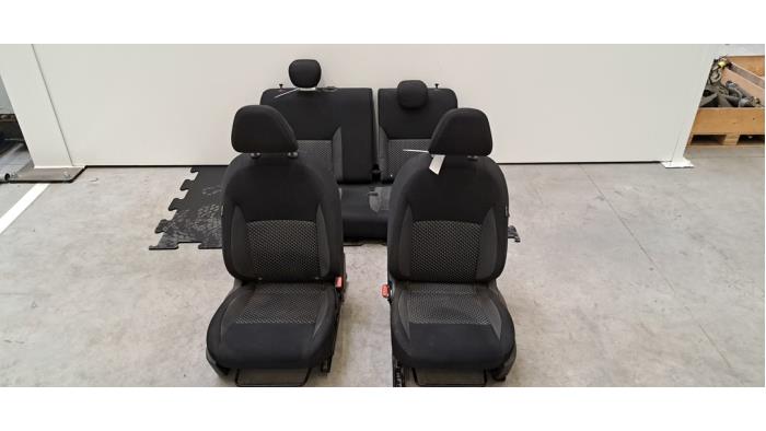 Kit revêtement (complet) Nissan Micra