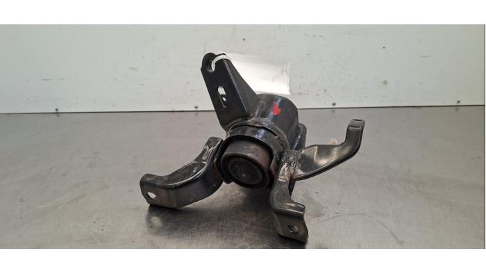 Support moteur Toyota Avensis