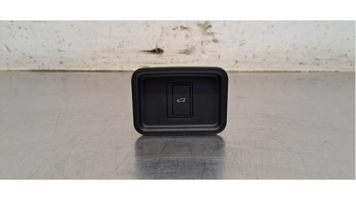 Commutateur hayon Landrover Range Rover