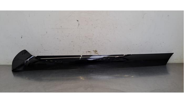 Montant avant droit Landrover Range Rover