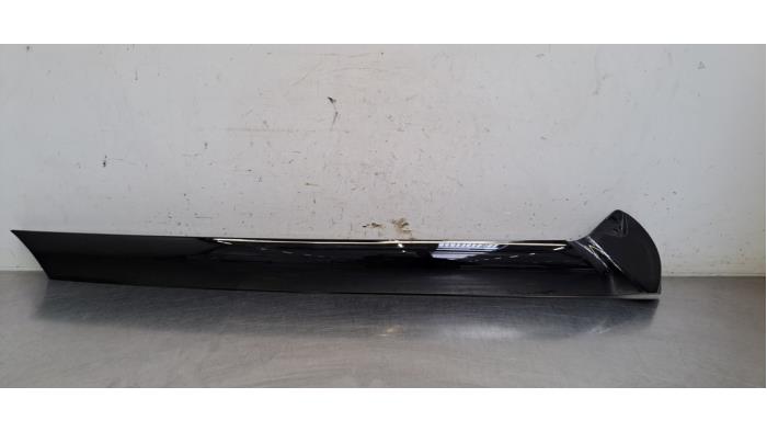Montant avant gauche Landrover Range Rover