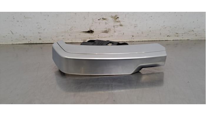 Montant avant gauche Landrover Range Rover