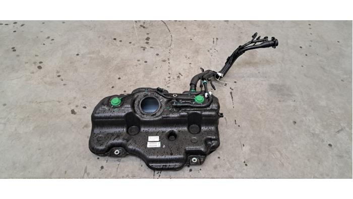 Réservoir de carburant MG MG3