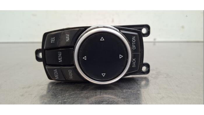 Panneau de commandes navigation BMW X5