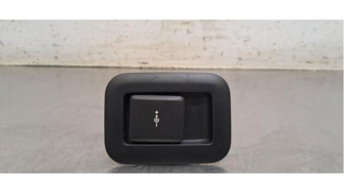 Prise 12 Volts Landrover Range Rover