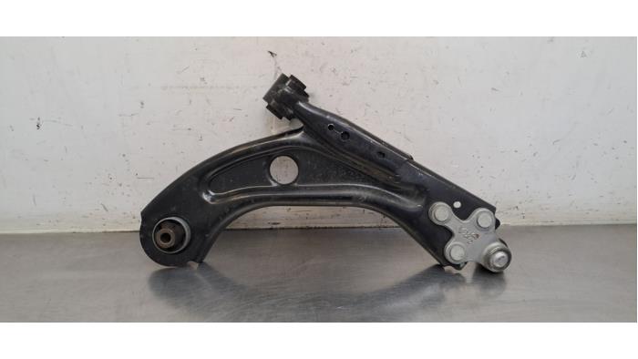 Bras de suspension avant gauche Peugeot 308