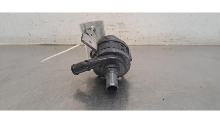 Pompe à eau supplémentaire Volvo V60