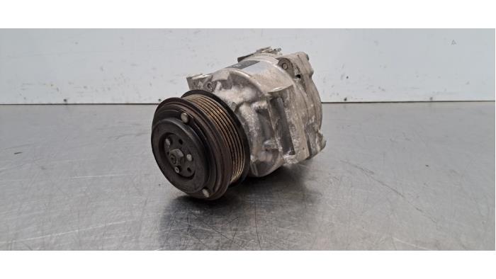 Pompe clim Opel Astra
