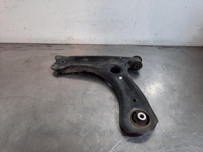 Bras de suspension avant gauche Skoda Fabia