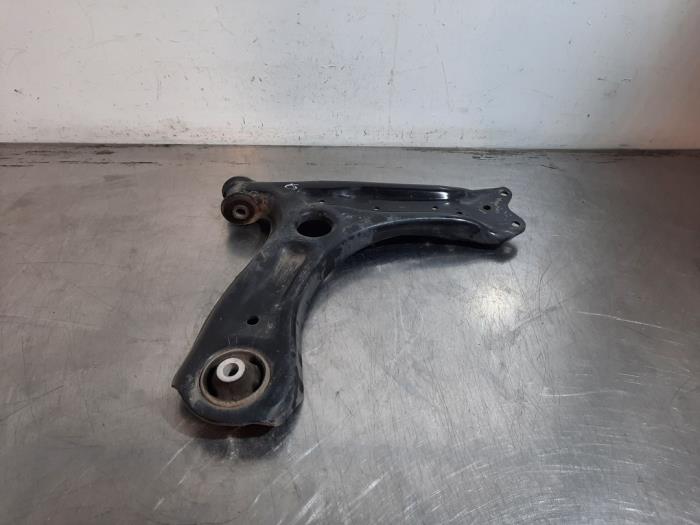 Bras de suspension avant droit Skoda Fabia