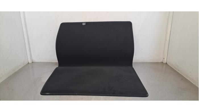 Coffre tapis Mercedes EQA