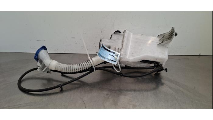 Réservoir lave-glace avant Mercedes CLA