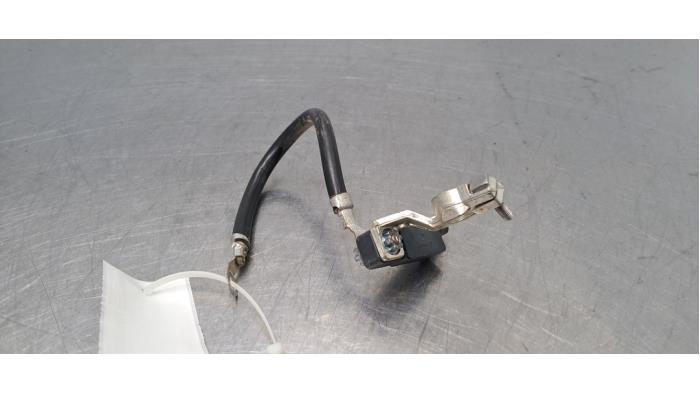 Borne de batterie Mercedes C-Klasse