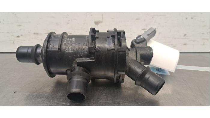 Boîtier thermostat Renault Master