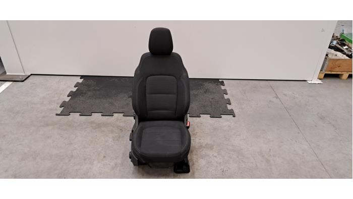 Siège droit Ford Kuga