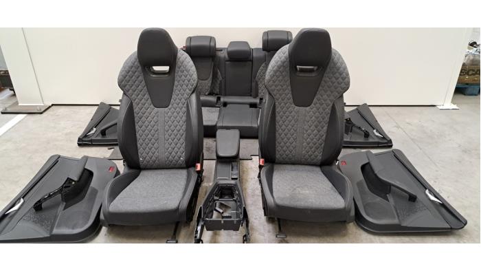 Kit revêtement (complet) Skoda Octavia