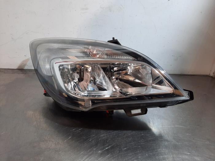 Phare droit Opel Meriva