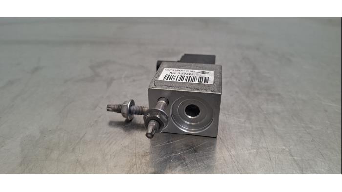Valve d'expansion clim Mercedes EQA