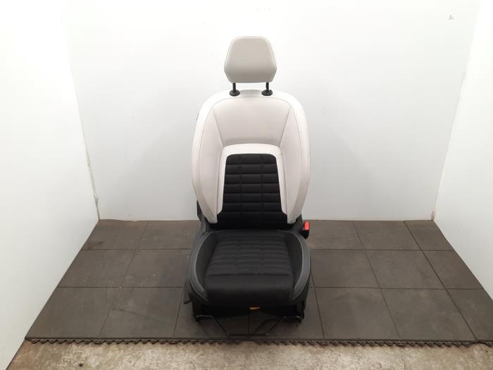 Siège droit Citroen C3 Aircross