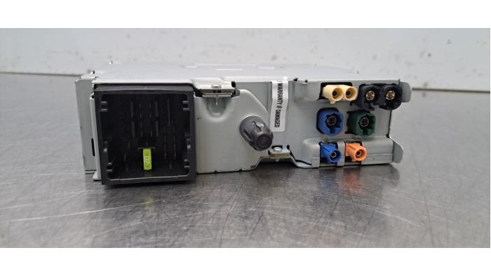 Module radio Peugeot 208