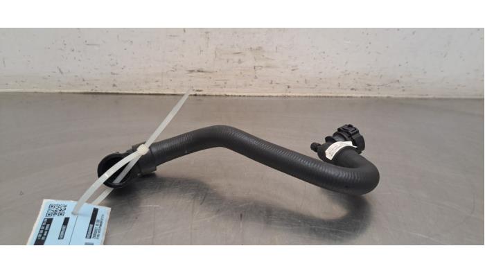 Tuyau radiateur Peugeot 208