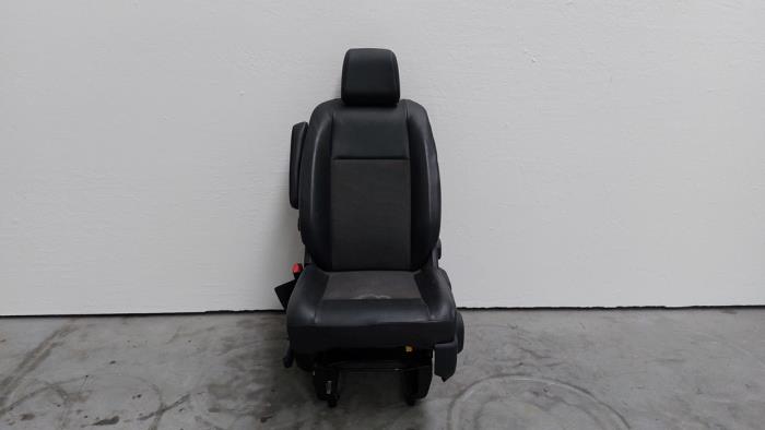 Siège gauche Opel Vivaro