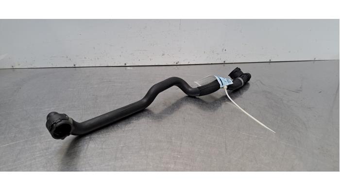 Tuyau radiateur Mercedes EQA