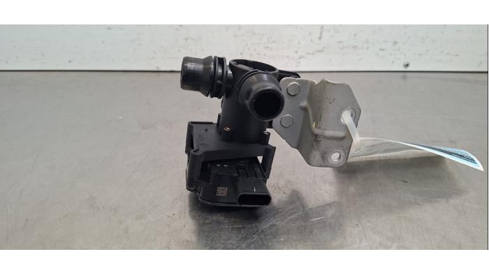 Robinet chauffage électrique Mercedes EQA