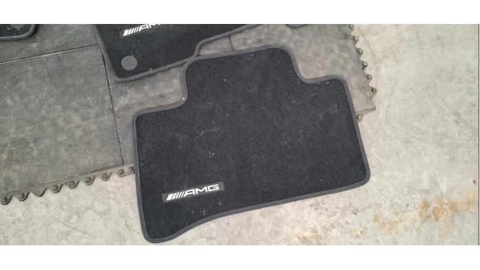 Kit tapis Mercedes EQE