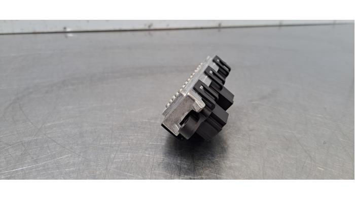 Résistance chauffage Mercedes EQA